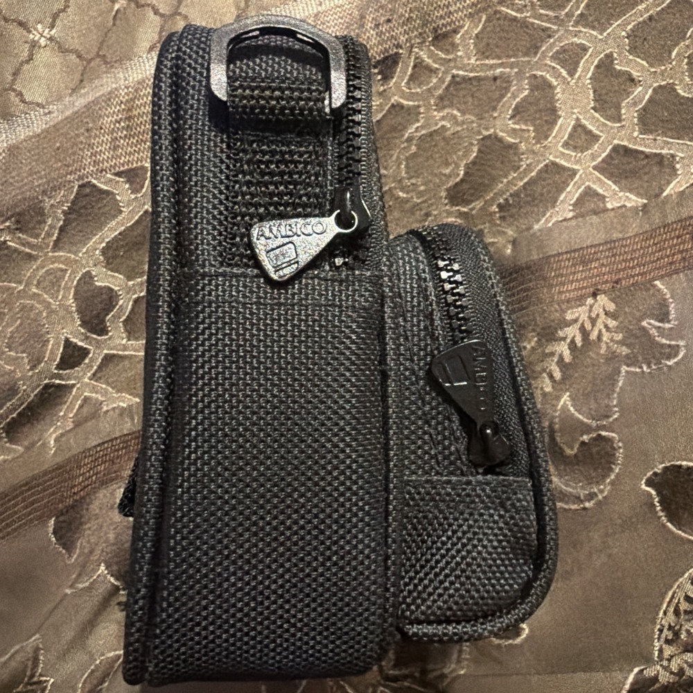 Ambico Small Black 2 Pocket Camera Bag with Zipper & Shoulder Strap travel - Picture 3 of 6